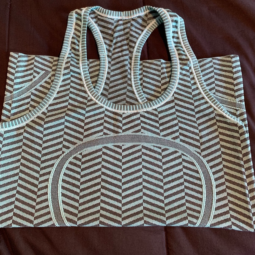 Lululemon Swiftly tank